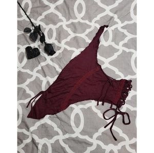 •2 ⁴ $30• Earthbound Halter Top OS